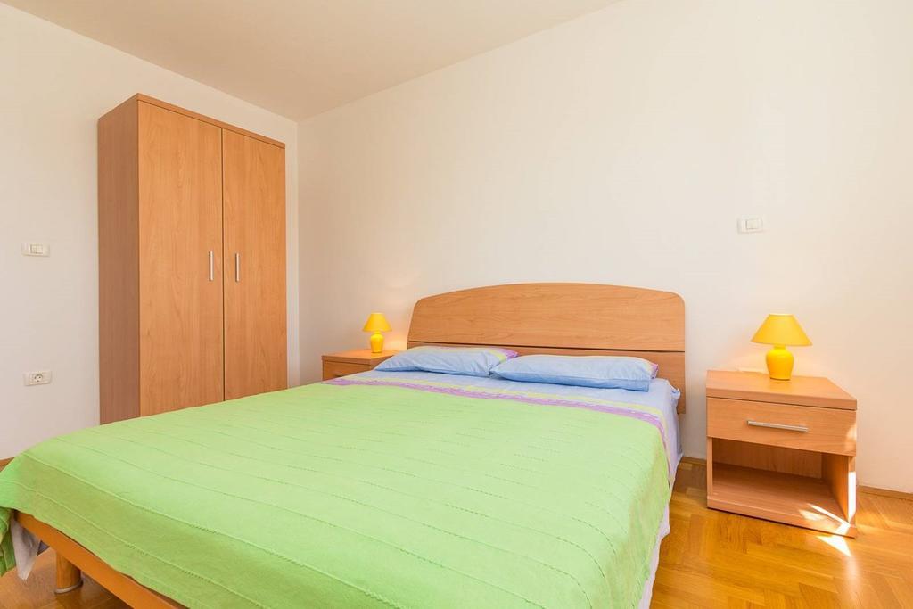 Apartments Verde Premantura Exterior photo